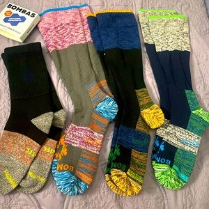 Authentic Bombas Womens Med Compression Sock. Reasonable offers accepted.